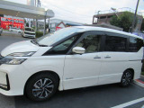 セレナ 1.2 e-POWER ハイウェイスターV 