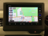 ナビゲーションはフルセグTV、インターナビ対応のGathers純正メモリーナビを搭載しています。Bluetoothオーディオ機能がありますので、スマートフォンなどの音楽も再生できます。
