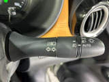 【オートライト(AUTO)】外の明るさをシステムが感知して、自動でヘッドライトが点灯します!ヘッドライトをつけ忘れを防ぐ便利機能です。