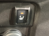 シートヒーターが付いています!寒い日に便利な装備ですね。