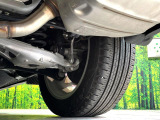 お車を安心してお乗りいただく為には、足回りの定期点検が欠かせません。サービスサポート(有償保証)では無料点検もご提供しており、安心のカーライフをお過ごしいただけるサポート体制が整っています。