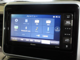 ナビゲーションはパイオニアメモリーナビ(AVIC-RNS901)を装着しております。AM、FM、CD、DVD再生、Bluetooth、音楽録音再生、フルセグTVがご使用いただけます。