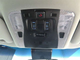 両側電動のスライドドアで楽々スムース!運転席からも開閉の操作もできます♪キーのスイッチひとつで自動開閉できる便利な機能もついてます♪