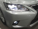 ヘッドライトは消費電力の少ないLED。夜の暗い道でも明るく照らしてれます。