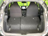 普段のお買い物や通勤、送迎等に十分な荷室スペースを確保しております。セカンドシートを倒すと、大きな荷物の積載も可能です♪