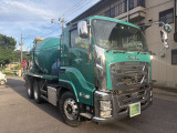 ギガ ミキサー車 