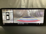 360度モニターは、4つのカメラによる前後左右・俯瞰映像でドライバーからは見えない領域の危険認知をサポート!全周囲の死角を減らし、狭い駐車場や幅寄せ、T字路の進入などの運転の安心感を高めます!