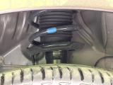 お車を安心してお乗りいただく為には、足回りの定期点検が欠かせません。サービスサポート(有償保証)では無料点検もご提供しており、安心のカーライフをお過ごしいただけるサポート体制が整っています。