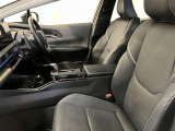 愛車の室内を抗菌・抗ウイルス・防臭パック【チタニア:車内にコーティングし抗菌、抗ウイルス効果を発揮しながら悪臭を付きにくく残りにくくします。】も取り扱いしています。
