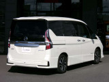 セレナ 1.2 e-POWER ハイウェイスターV 