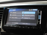 ナビゲーションは純正メモリーナビ(VXM-152VFi)を装着しております。AM、FM、CD、DVD再生、Bluetooth、音楽録音再生、フルセグTVがご使用いただけます。