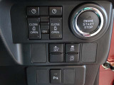 スマートアシストを搭載したサポカーS車です。