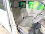 ドライバーによって運転しやすいポジションは異なり、あの車はどうなのか不安なこともありますよね。気になるお車は店頭で乗り込んでご確認いただけます♪
