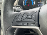 手元のスイッチでオーディオ操作出来ます☆視線をずらさなくて良いので安全運転にも一役かっていますね♪