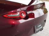神戸マツダ神戸西インター店は、通常ディーラー+&alpha;の次世代型店舗としてROADSTER EXPERIENCE SPACEの冠を掲げ、「いつでも・誰でも・気軽に会いに行ける」ロードスターUカー専門店。