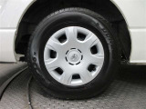 タイヤ周りは実際の車両でご確認ください。