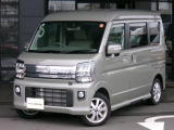 弊社の展示試乗車でした!もちろん禁煙車です!!ボディはモスグレーメタリックなので、落ち着いたグレー系で素敵ですね♪ターボ車です☆