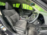 ドライバーによって運転しやすいポジションは異なり、あの車はどうなのか不安なこともありますよね。気になるお車は店頭で乗り込んでご確認いただけます♪