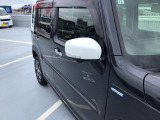 スタッフが損害保険資格を持っておりますので、自動車保険の試算や各保険会社の保険料比較等についてもお気軽にご相談ください (当店は『損保ジャパン日本興和』 『東京海上日動』 の代理店です)。