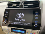 【メーカー純正ナビ】インテリアに溶け込むスタイリッシュな「専用設計」メーカーナビを装備♪視認性や操作性など基本性能にも優れ、より上質なカーライフをお楽しみいただけます。