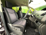 運転席シート廻りは使用感も少なく、良好な状態となっています。丁寧に使われていたことがよくわかりますね。