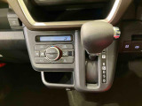 納車前にはプロのメカニックが、各部の点検を行います。ディーラーにしか出来ない品質、そしてサービスできっと満足していただけると思います!