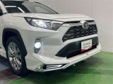 LEDヘッドランプで夜間も視界良好