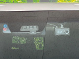 【三菱e-Assist】走行中に前方の車両等を認識し、衝突しそうな時は警報とブレーキで衝突回避と被害軽減をアシスト。より安全にドライブをお楽しみいただけます。