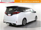 リアはシンプルでスタイリッシュなデザインです。