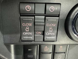 両側電動スライドドアで狭い所でも乗り降り楽々です!
