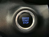 イグニッションはプッシュスタート式!