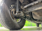 お車を安心してお乗りいただく為には、足回りの定期点検が欠かせません。サービスサポート(有償保証)では無料点検もご提供しており、安心のカーライフをお過ごしいただけるサポート体制が整っています。