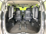 【パワーバックドア】スマートキーや運転席のボタンを押すだけでリアゲートが自動で開閉します!荷物を持っている時や、高い位置にあるバックドアを閉める際に便利な機能です♪