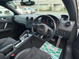 全車ルームクリーニングを行ってご納車いたします!専門業者の協力で見えるところだけではなく、細部まで行き届いたクリーニングを行っております!気持ちのいいご納車をお届けできるよう準備を心がけております!
