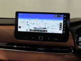 ディスプレイオーディオを装備。スマホとクルマをつなぐことで、これまでのナビに加えて、いろんなサービスが楽しめます。