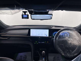 落ち着いたカラーの内装で、ゆったりと運転したい方に。