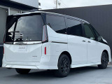 セレナ 1.4 e-4ORCE ハイウェイスターV 4WD 