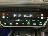フロント両席にはシートヒーターが付いています!寒い日に便利な装備ですね。
