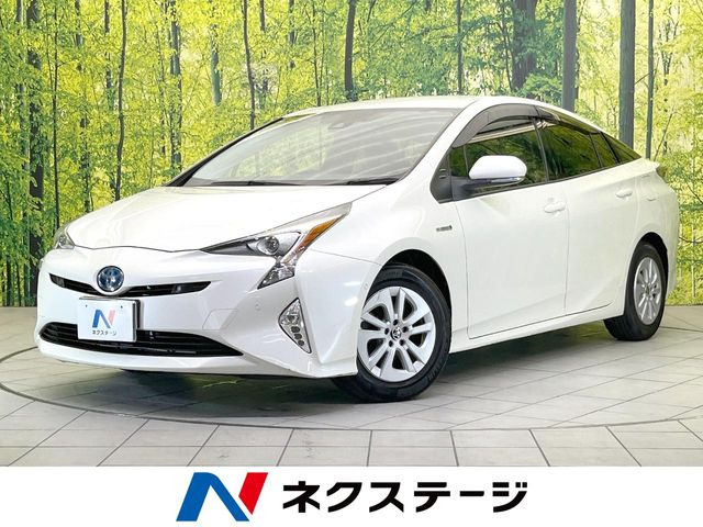 トヨタ プリウス 