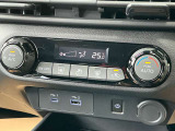 オートエアコンは、温度や風量を自動で調整してくれるため、運転に集中でき、疲労軽減にもつながります。また、車内の温度を一定に保つことで、結露やカビの発生を防ぐ効果もあります。