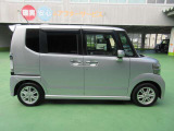 HONDA独創の低重心設計によりコーナーでもふらつきにくいすぐれた操縦安定性を獲得。ゆれが苦手なお子様も安心です。