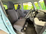 運転席シート廻りは使用感も少なく、良好な状態となっています。丁寧に使われていたことがよくわかりますね。