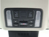 電動のスライドドアで楽々スムース!運転席からも開閉の操作もできます♪キーのスイッチひとつで自動開閉できる便利な機能もついてます♪