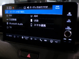 Bluetooth、AM、FM、スマートフォン接続ができます。