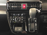 温度を設定すれば、自動で車内の温度管理をしてくれる優れものです♪ATミッションで運転楽々