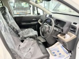 自家用自動車のみならず事業用の商用車も取り扱っておりますので何なりとお申し付け下さい!