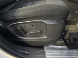 運転席メモリー付パワーシート
