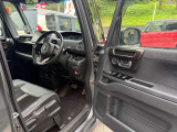 運転席廻り