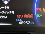 撮影時の走行距離です☆ご来店時や納車時には展示の移動や整備などで、若干距離が進んでる場合がございます。