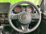 【純正革巻きステアリング】上質な革を使用することで、手にしっかり馴染みとても運転しやすいハンドルです♪